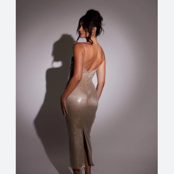 **SOLD** SLA THE LABEL Nude Lyra Sequin Midi Dress NWT - Picture 2 of 7